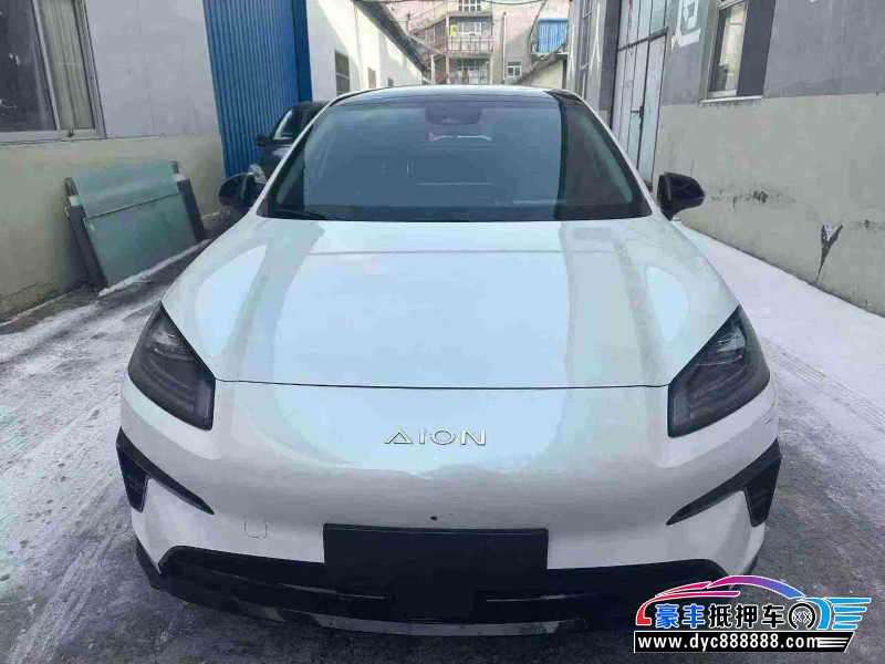 25年埃安RT轿车抵押车出售