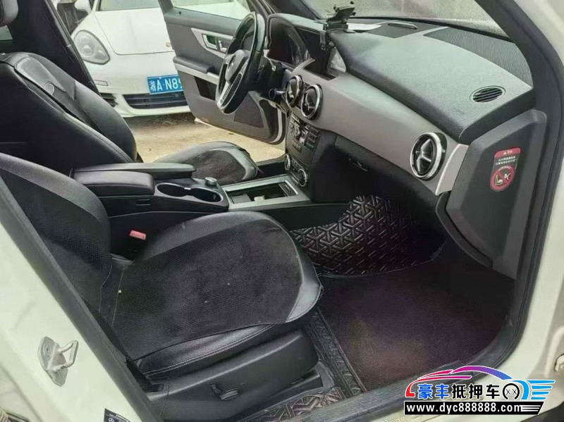 15年奔驰GLKSUV抵押车出售