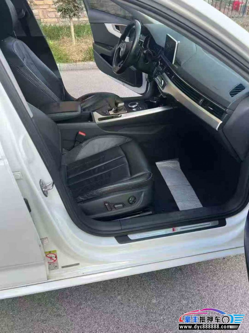 19年奥迪A4L轿车抵押车出售