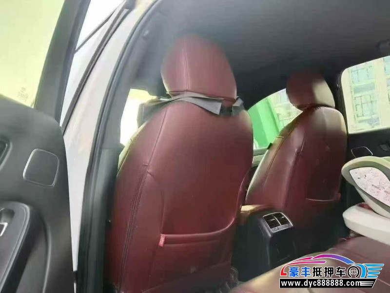 14年奥迪A4轿车抵押车出售