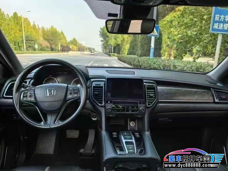 21年本田UR-V轿车抵押车出售