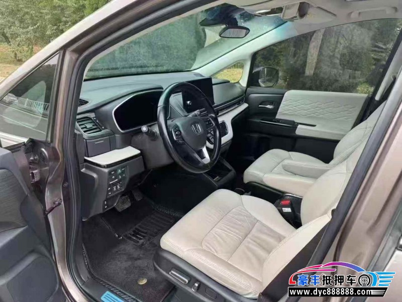 22年本田艾力绅轿车抵押车出售