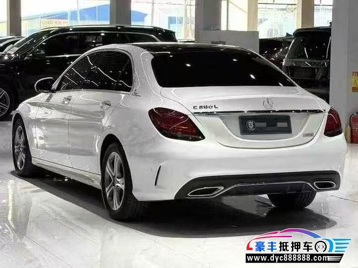 21年奔驰C轿车抵押车出售