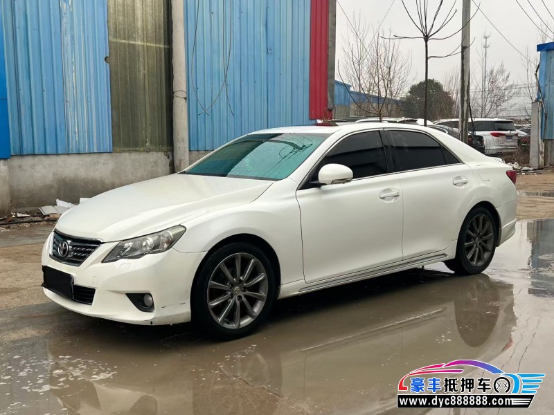 13年丰田锐志轿车抵押车出售