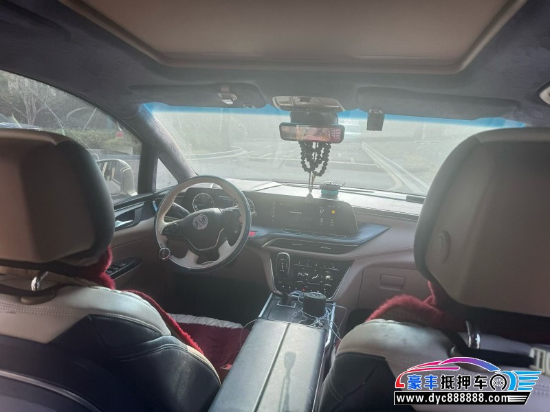 20年别克GL8轿车抵押车出售