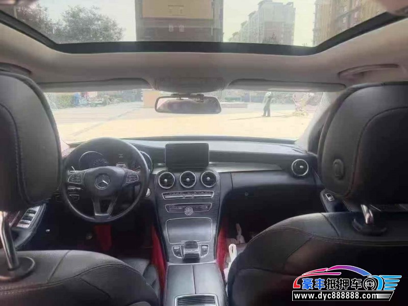 18年奔驰C轿车抵押车出售