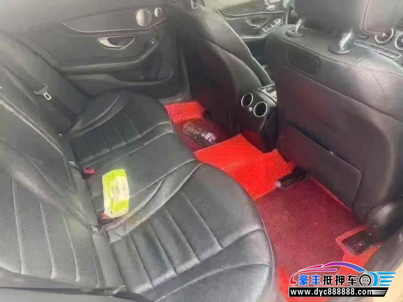 18年奔驰C轿车抵押车出售