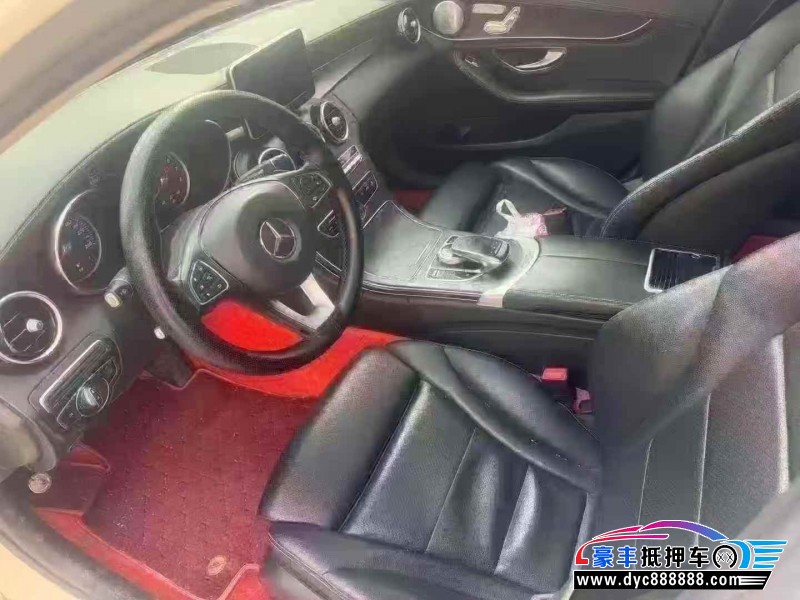 18年奔驰C轿车抵押车出售