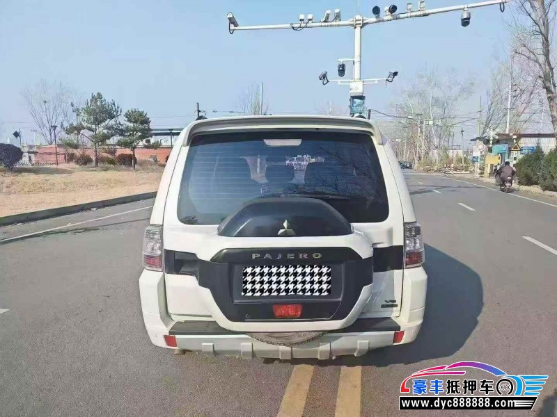 20年三菱帕杰罗SUV抵押车出售