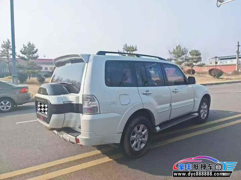 20年三菱帕杰罗SUV抵押车出售