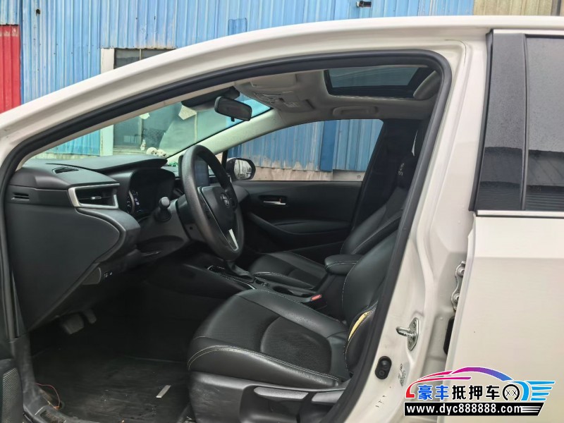 22年丰田亚洲狮轿车抵押车出售