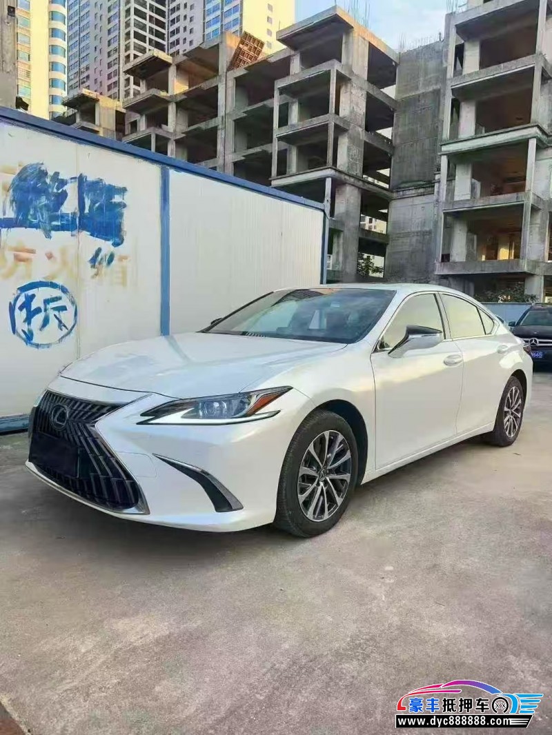 24年雷克萨斯ES轿车抵押车出售