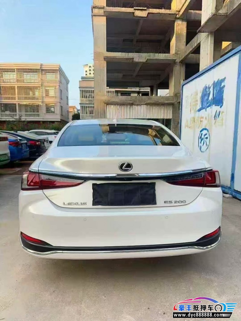 24年雷克萨斯ES轿车抵押车出售