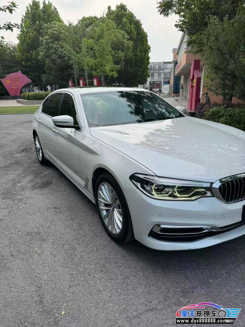 20年宝马5系轿车抵押车出售