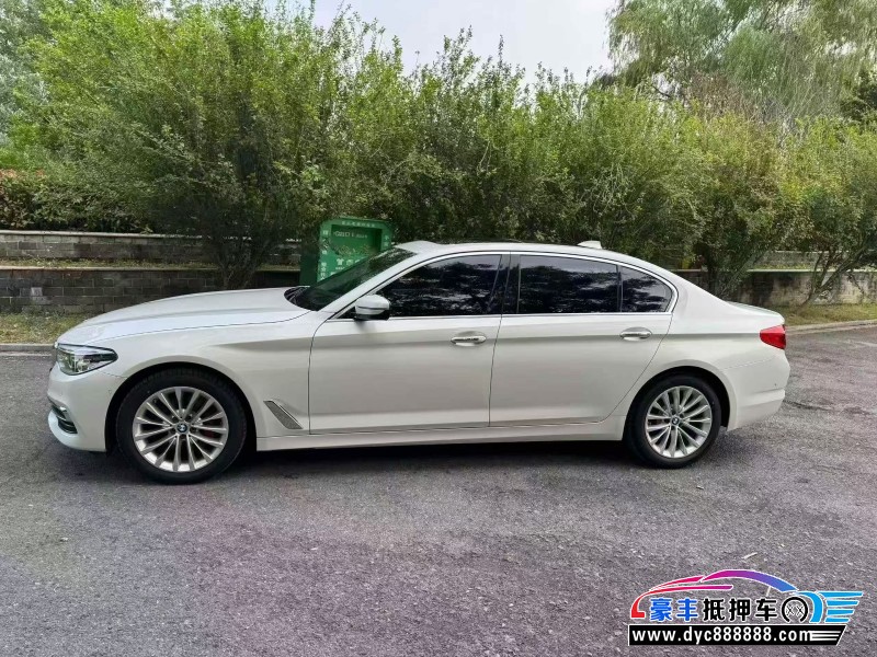 20年宝马5系轿车抵押车出售