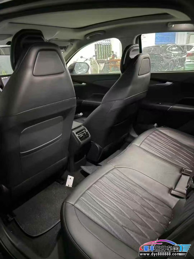 24年长安逸动轿车抵押车出售