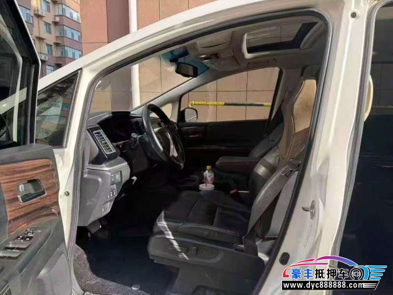 18年本田艾力绅MPV抵押车出售