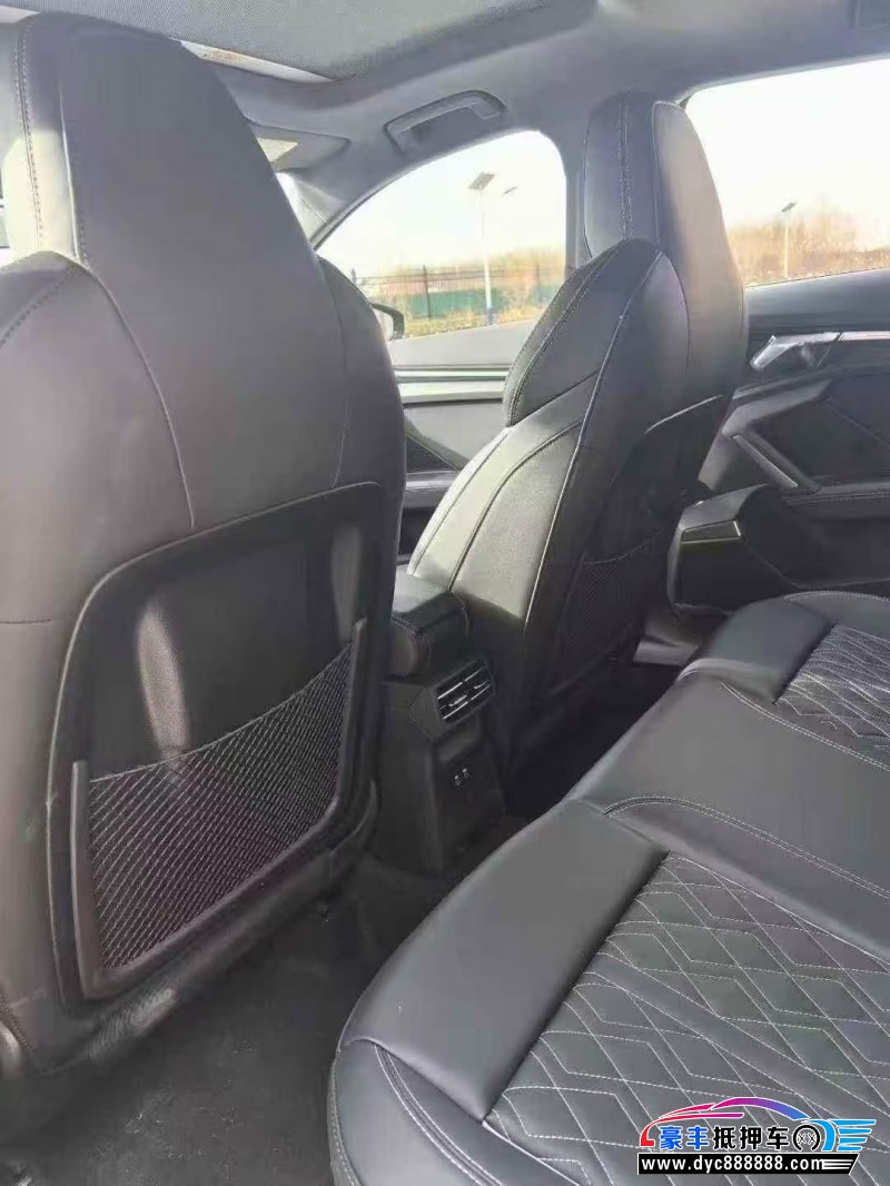 26年奥迪A3轿车抵押车出售