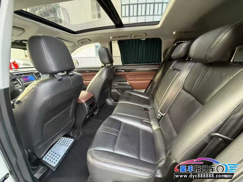 17年传祺GS8轿车抵押车出售