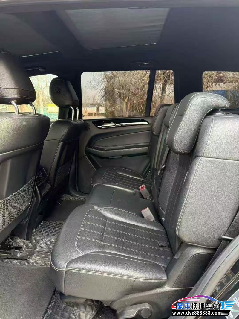 18年奔驰CLS轿车抵押车出售