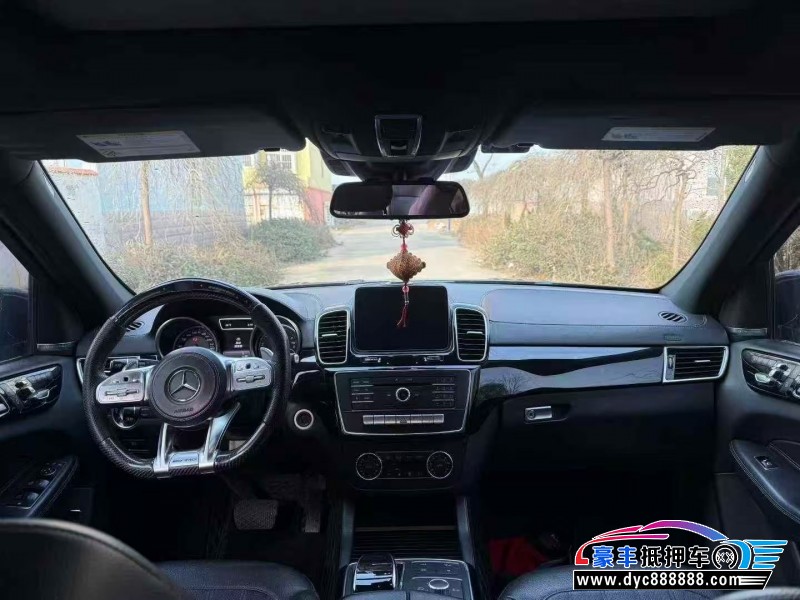 18年奔驰CLS轿车抵押车出售