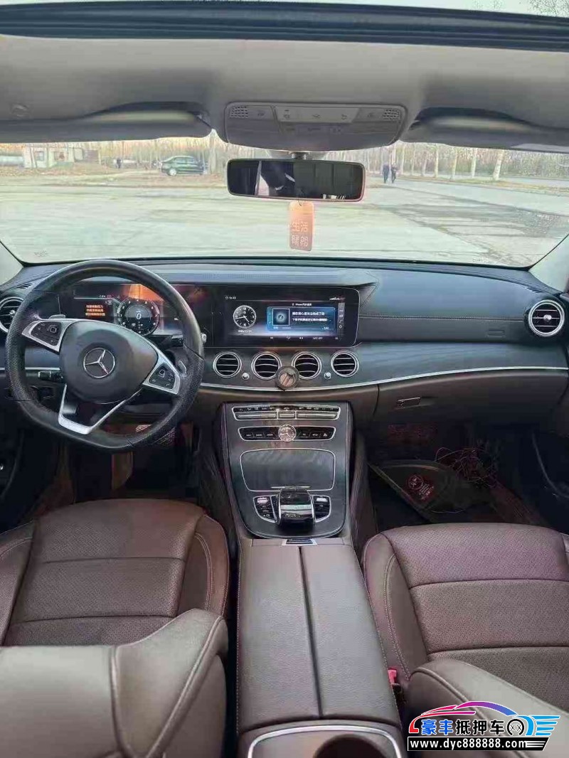 18年奔驰E轿车抵押车出售