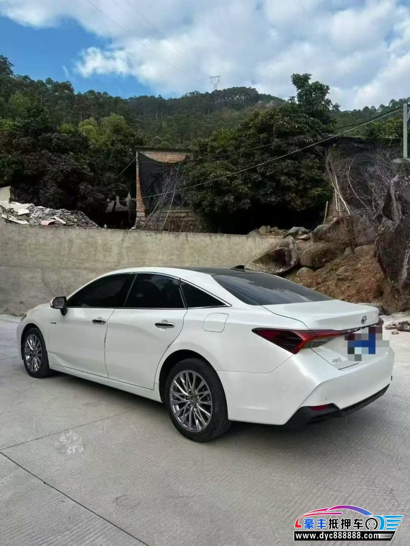 22年丰田亚洲龙轿车抵押车出售