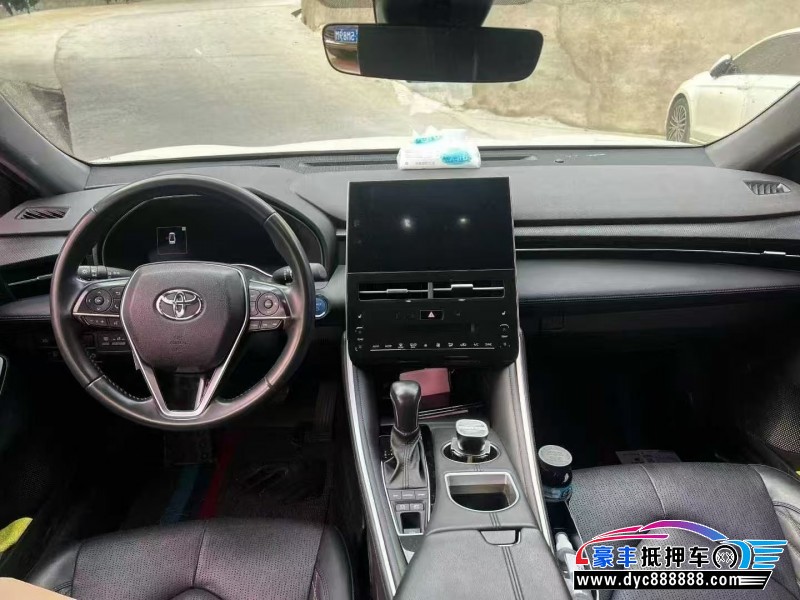 22年丰田亚洲龙轿车抵押车出售