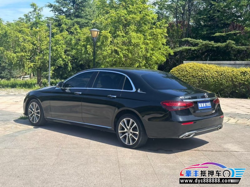 18年奔驰E轿车抵押车出售