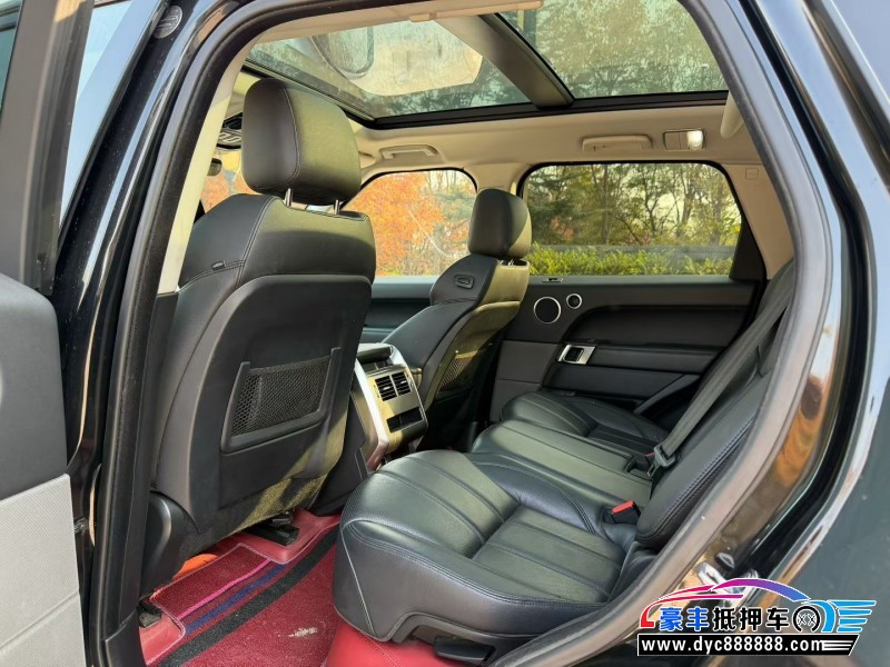 17年路虎揽胜运动轿车抵押车出售