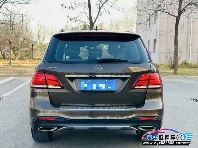 18年奔驰GLE轿车抵押车出售