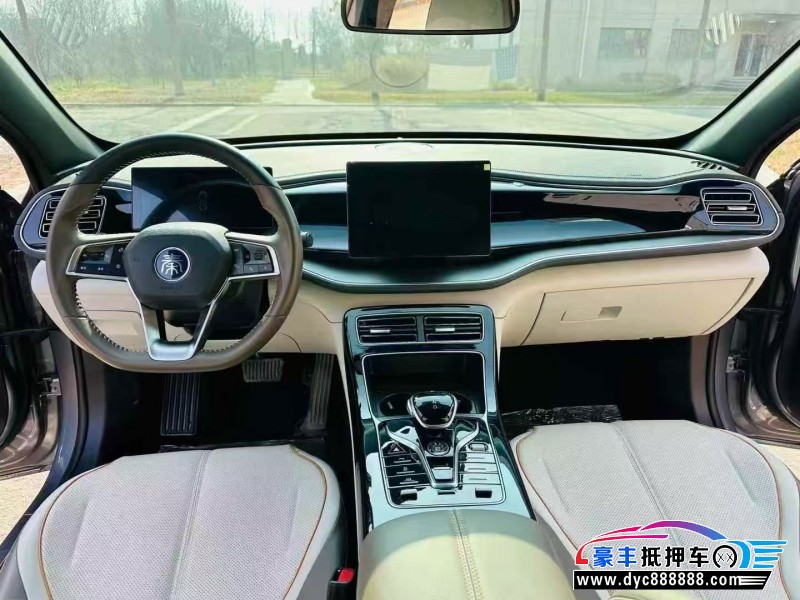 24年比亚迪秦轿车抵押车出售