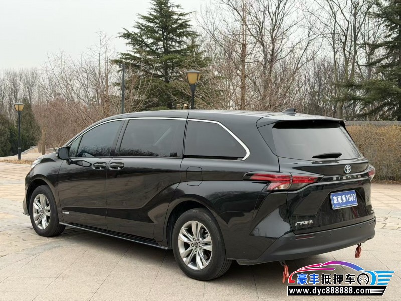 23年丰田塞纳轿车抵押车出售