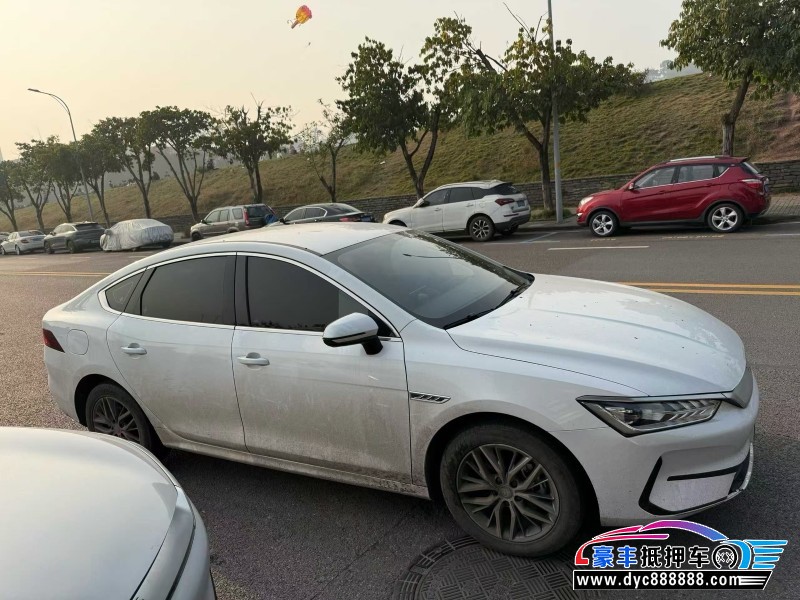 24年比亚迪秦轿车抵押车出售