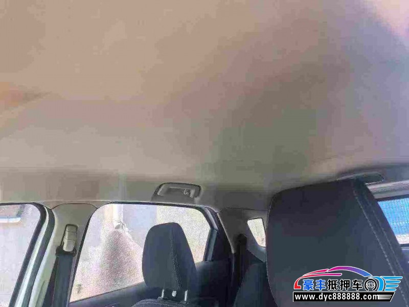 17年福特翼搏轿车抵押车出售