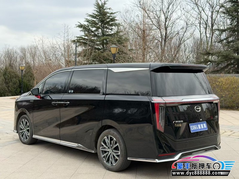 23年传祺M8轿车抵押车出售