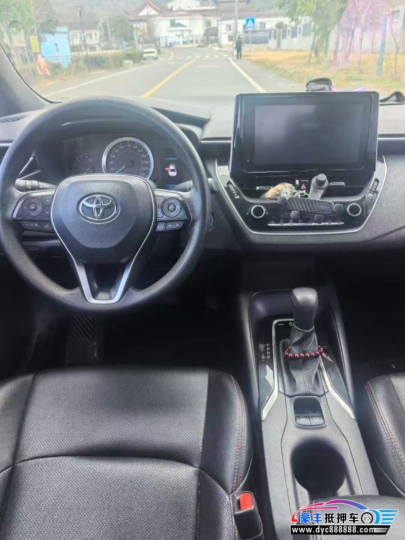 21年丰田雷凌轿车抵押车出售