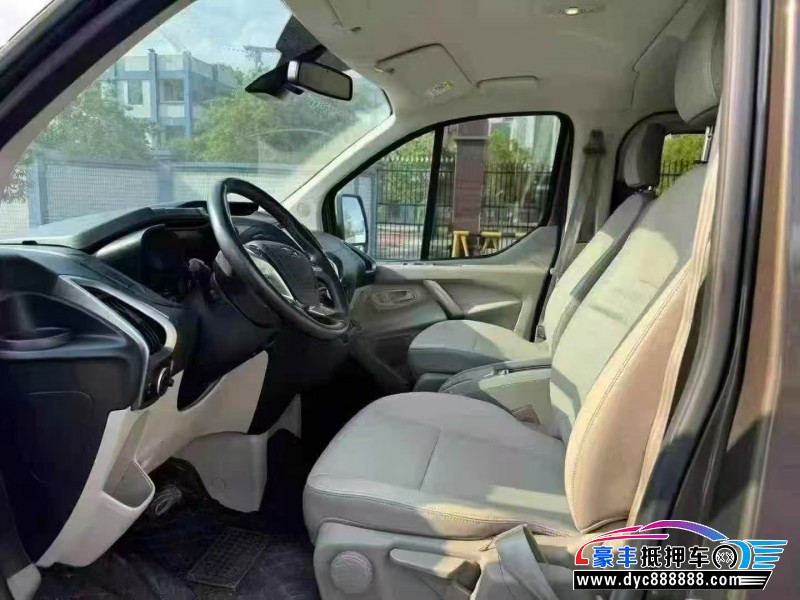 17年福特途睿欧轿车抵押车出售