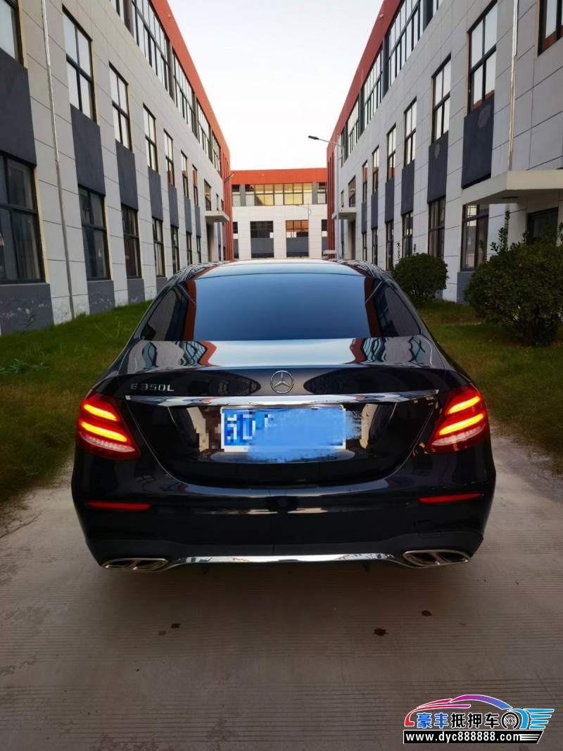 19年奔驰E轿车抵押车出售