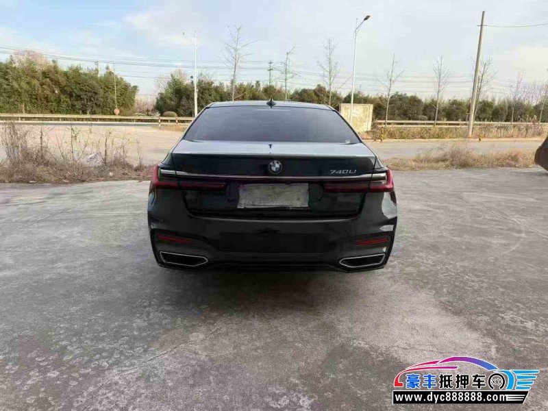 22年宝马7系轿车抵押车出售