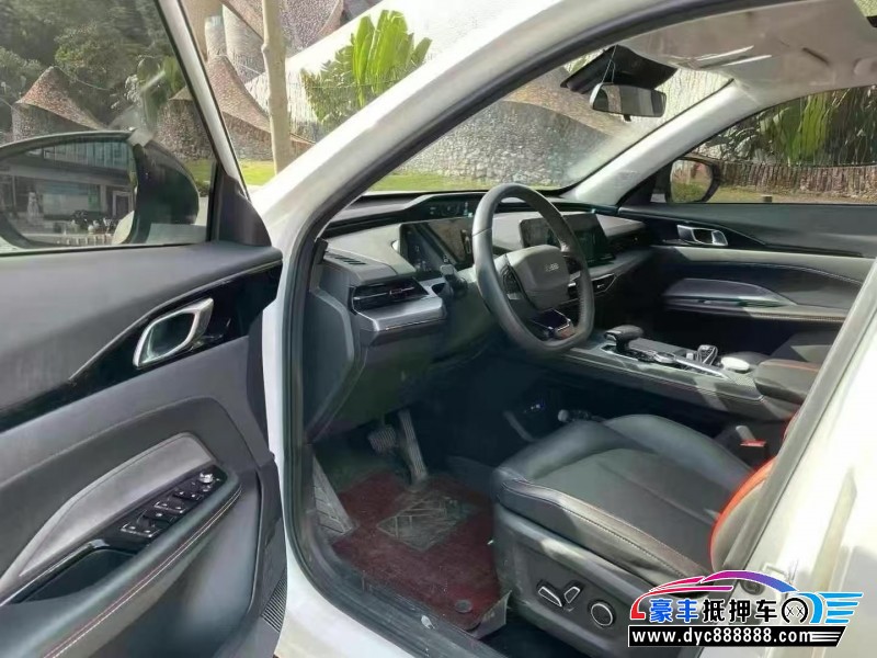 22年长安欧尚Z6轿车抵押车出售