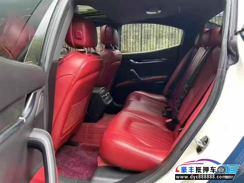 18年玛莎拉蒂Ghibli轿车抵押车出售