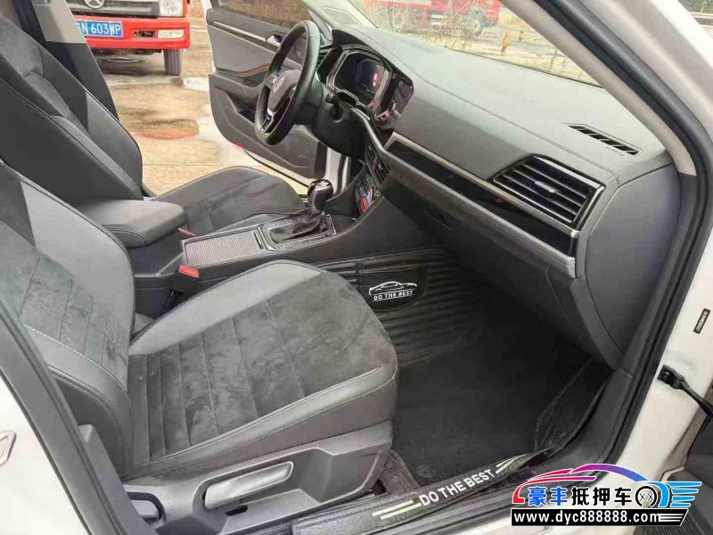 21年大众速腾轿车抵押车出售