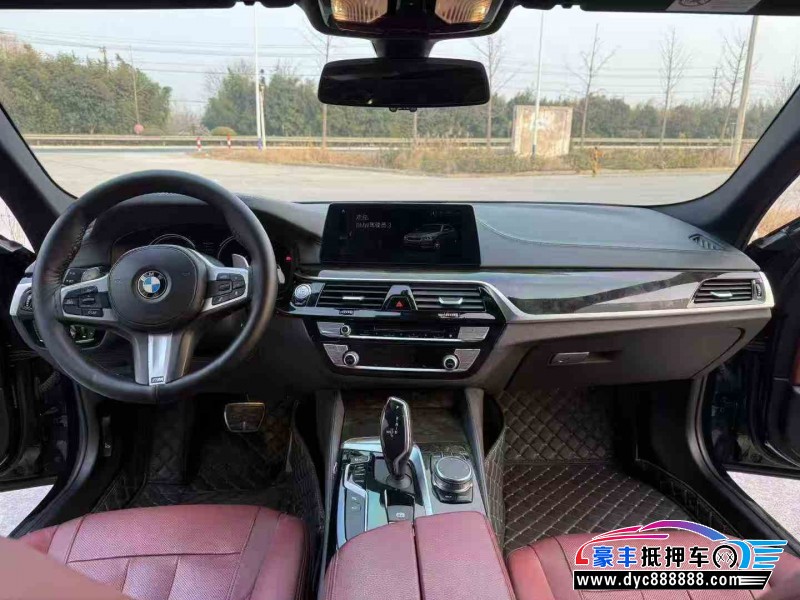 18年宝马5系轿车抵押车出售