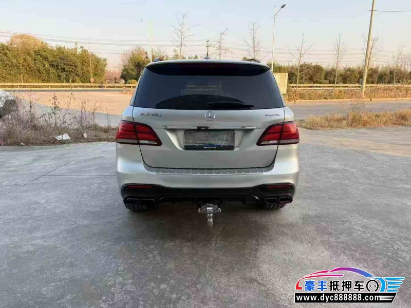 19年奔驰GLE轿车抵押车出售