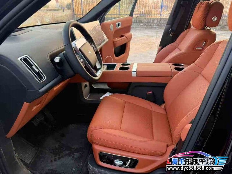 25年理想L8轿车抵押车出售