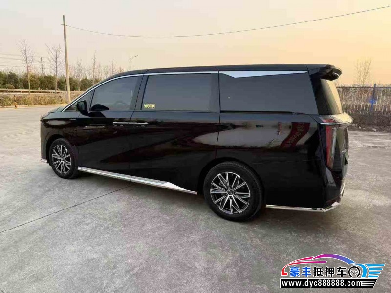 24年传祺M8轿车抵押车出售