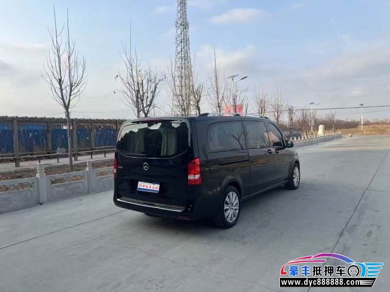 19年奔驰威霆轿车抵押车出售