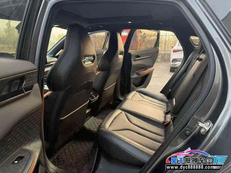 24年长安长安UNI轿车抵押车出售