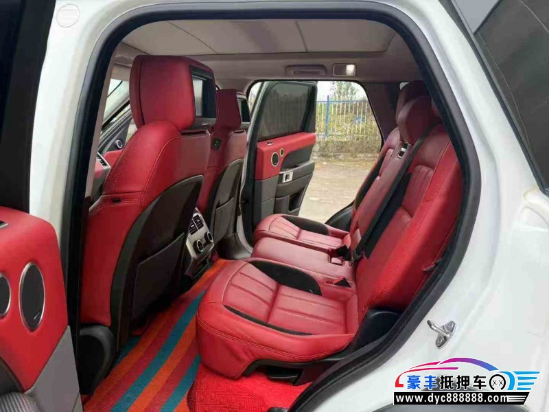 21年路虎揽胜运动轿车抵押车出售